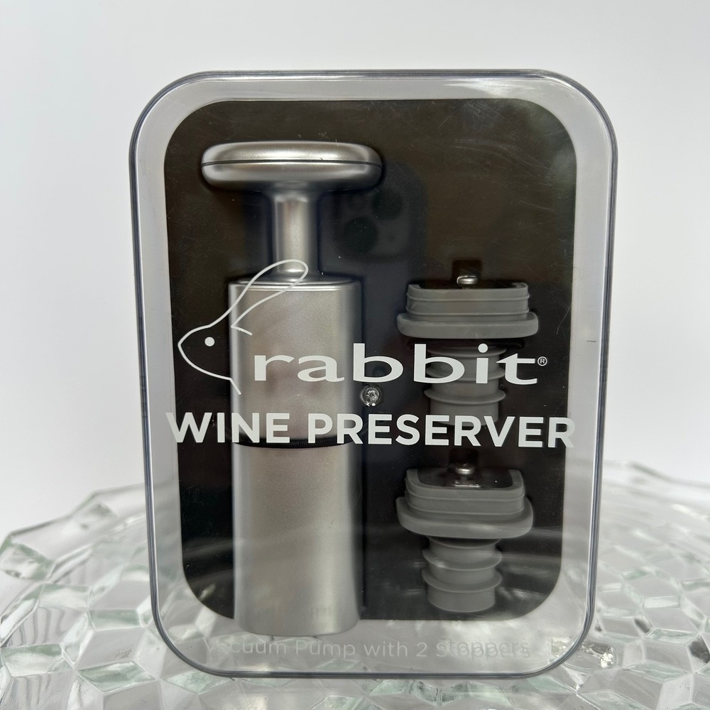 Rabbit‎ Wine Preserver Vacuum Pump with 2 Stoppers Barware Bottle Sealer
